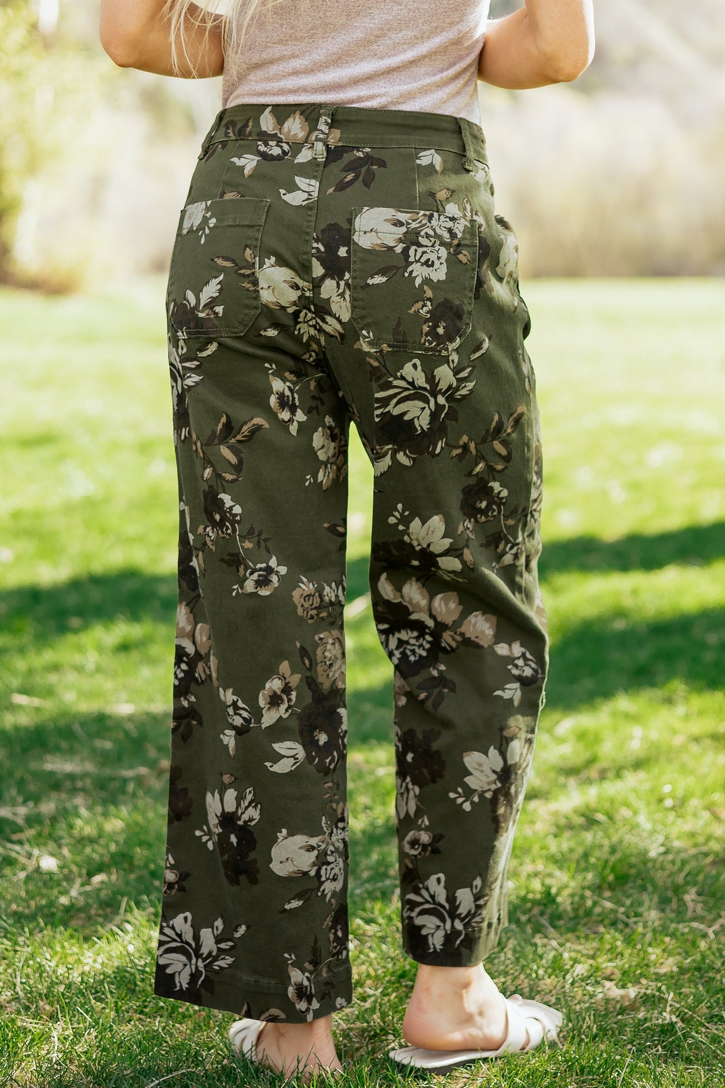 Hazel Blues® | Green Vintage Floral Print Square Patch Pocket Raw Hem Shift Jeans