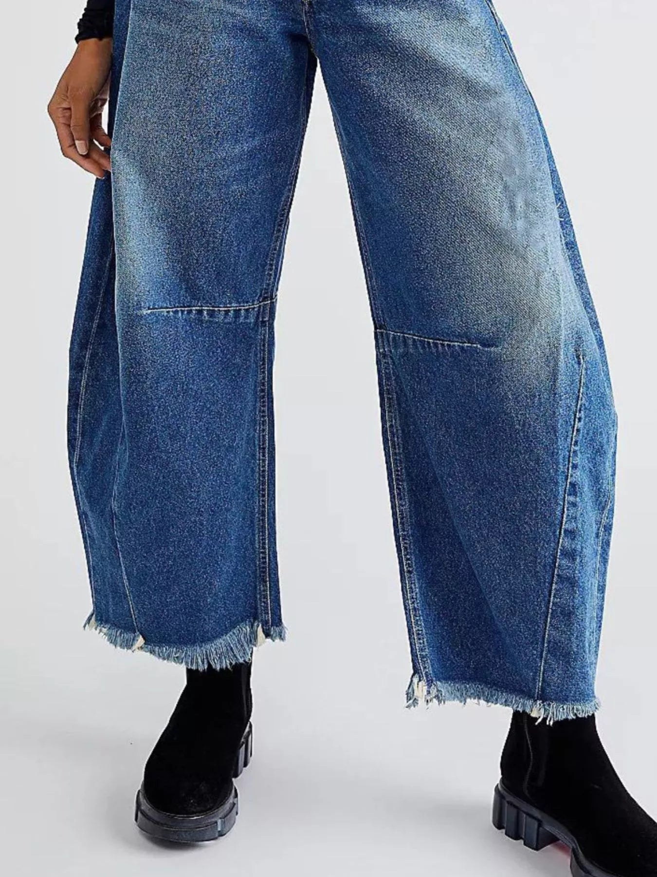 Hazel Blues® | Wide Leg Raw Hem Jeans