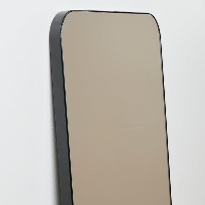 22699_BLK_04