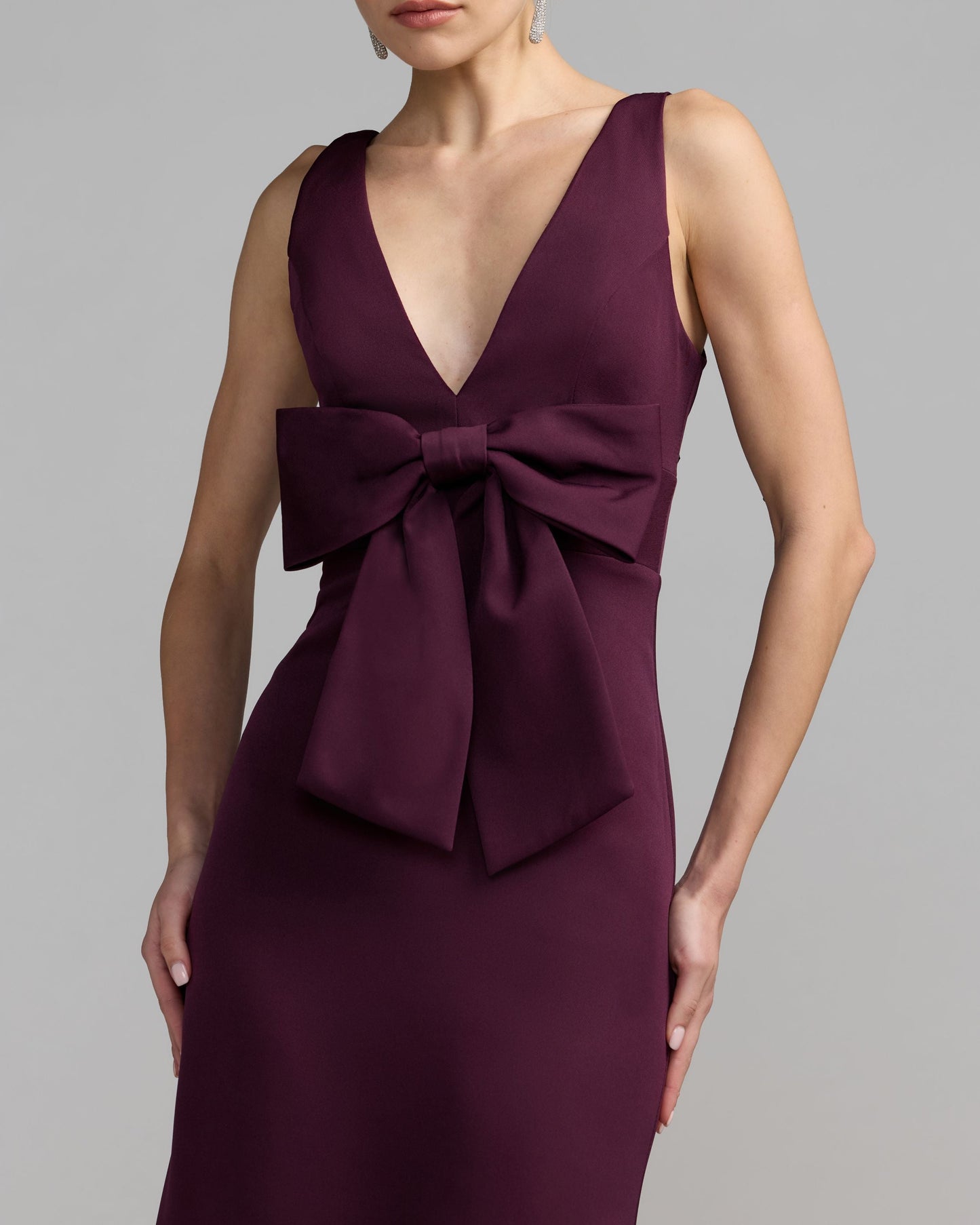 Purple Crepe Sleeveless V-Neck Gown with Bow