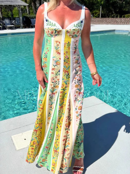 Hazel Blues® |  Floral Print Sweetheart Neck Cami Dress