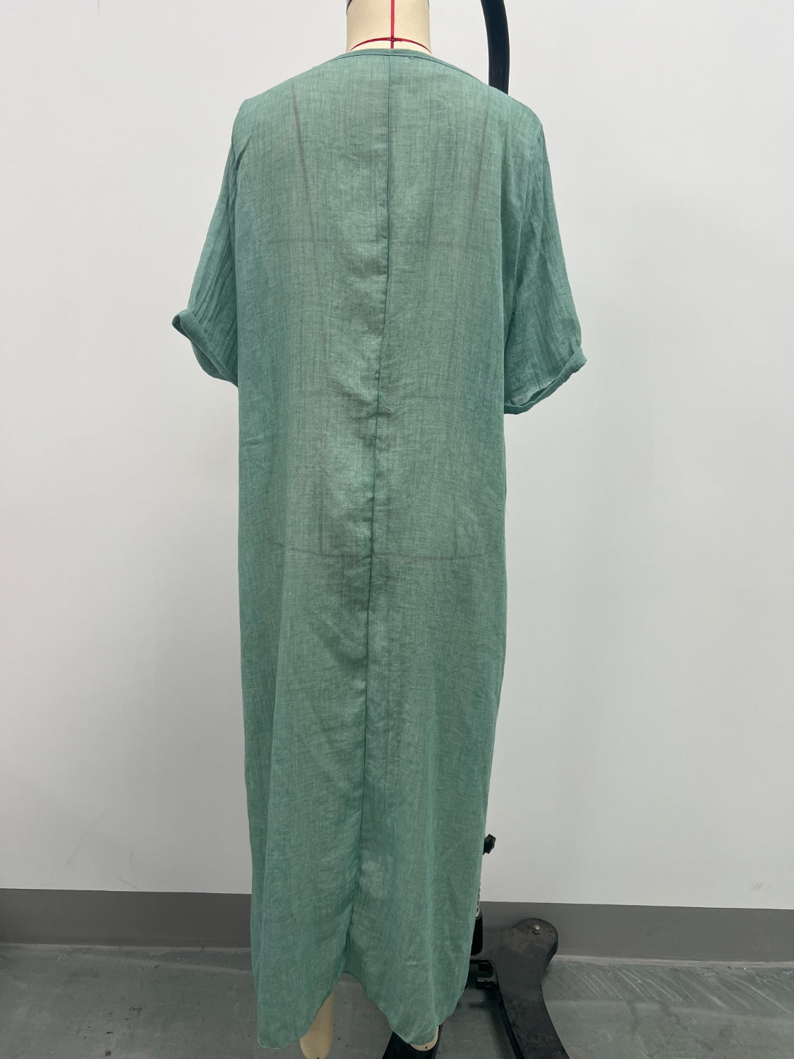 Hazel Blues® | V-Neck Short Sleeve Midi Dress