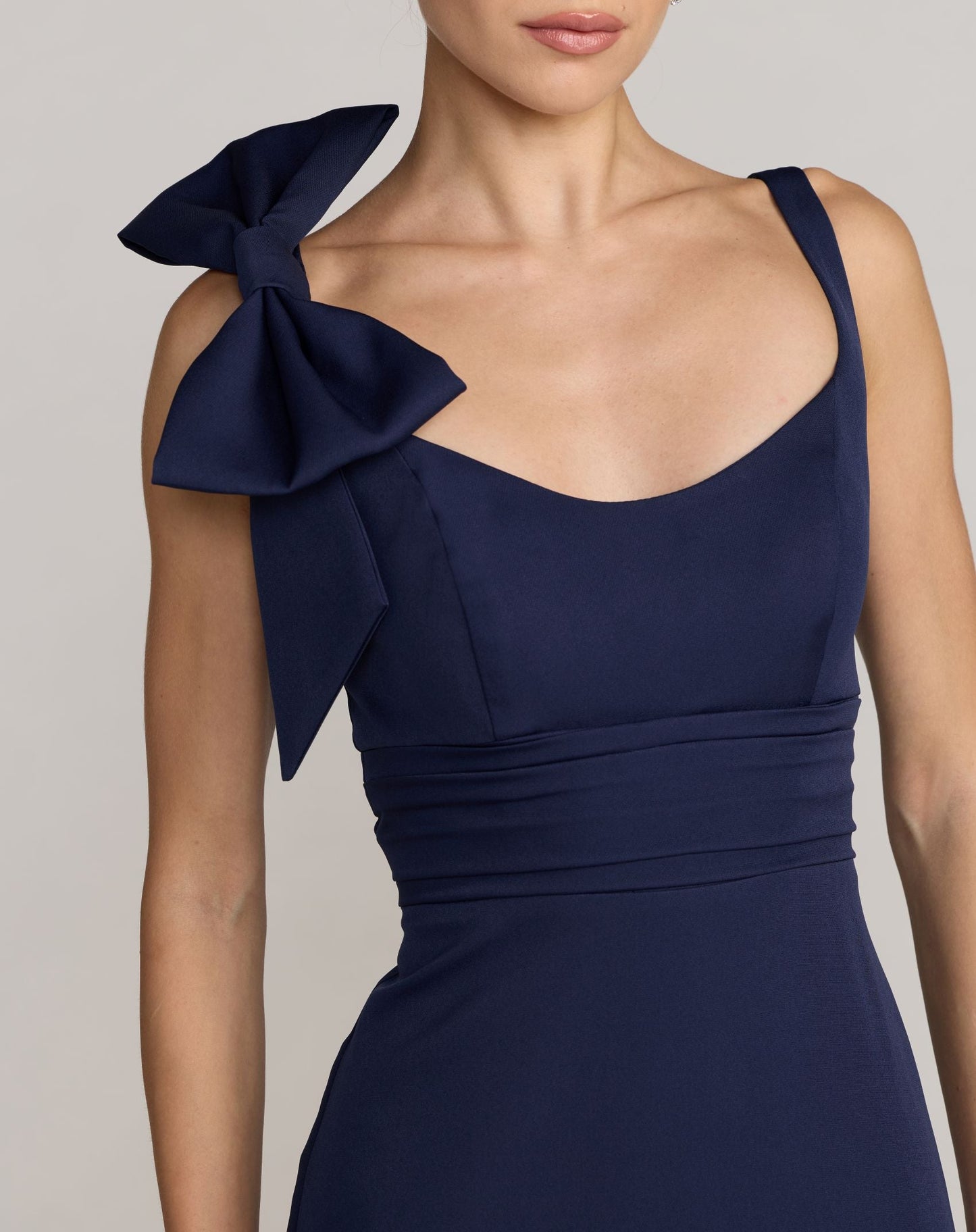 Petite Navy Scoop Neck Trumpet Gown with Bow