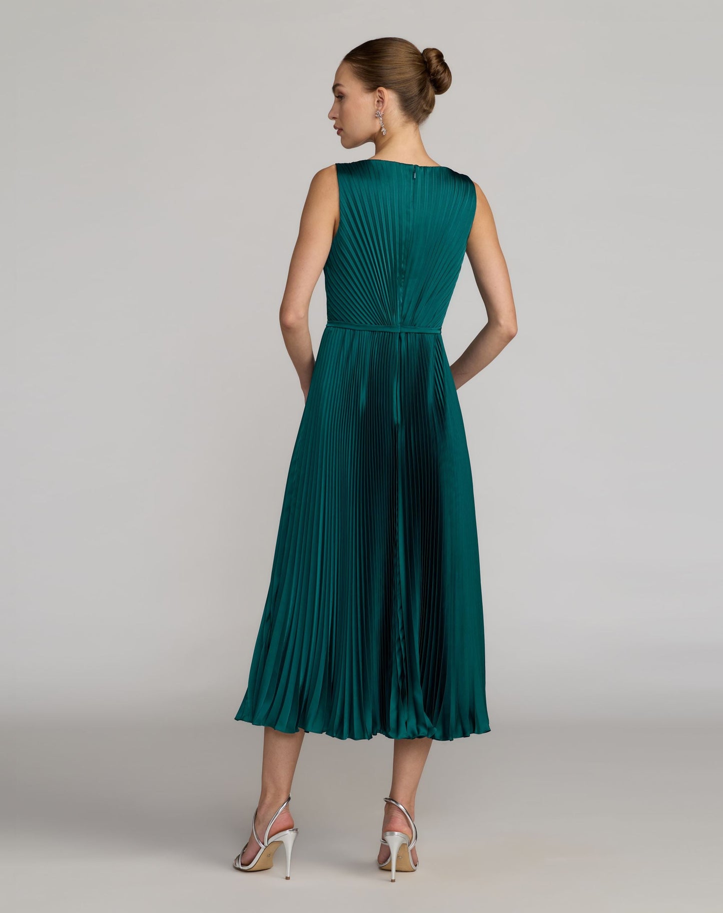 Petite Teal Sleeveless High Neck Pleated Midi Dress