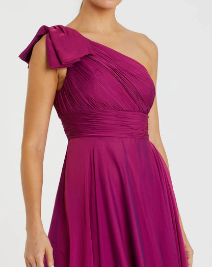 Petite Purple Sleeveless One Shoulder Pleated Gown