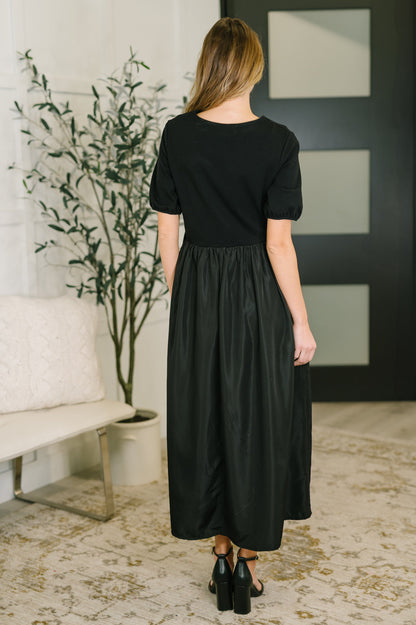 Hazel Blues® |  Contrast Charm Midi Black Dress