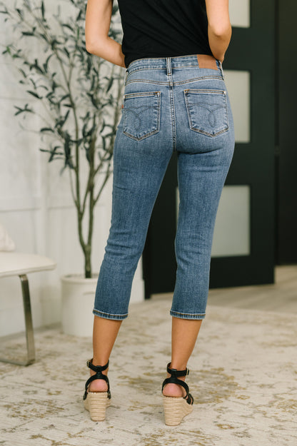 Hazel Blues® |  Deborah Mid Rise Capri