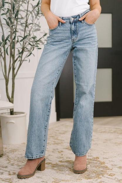 Hazel Blues® |  Heather Mid Rise Rigid Magic Straight