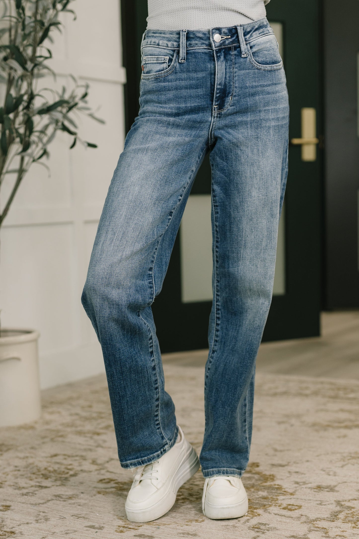 Hazel Blues® |  Holly Mid Rise Straight