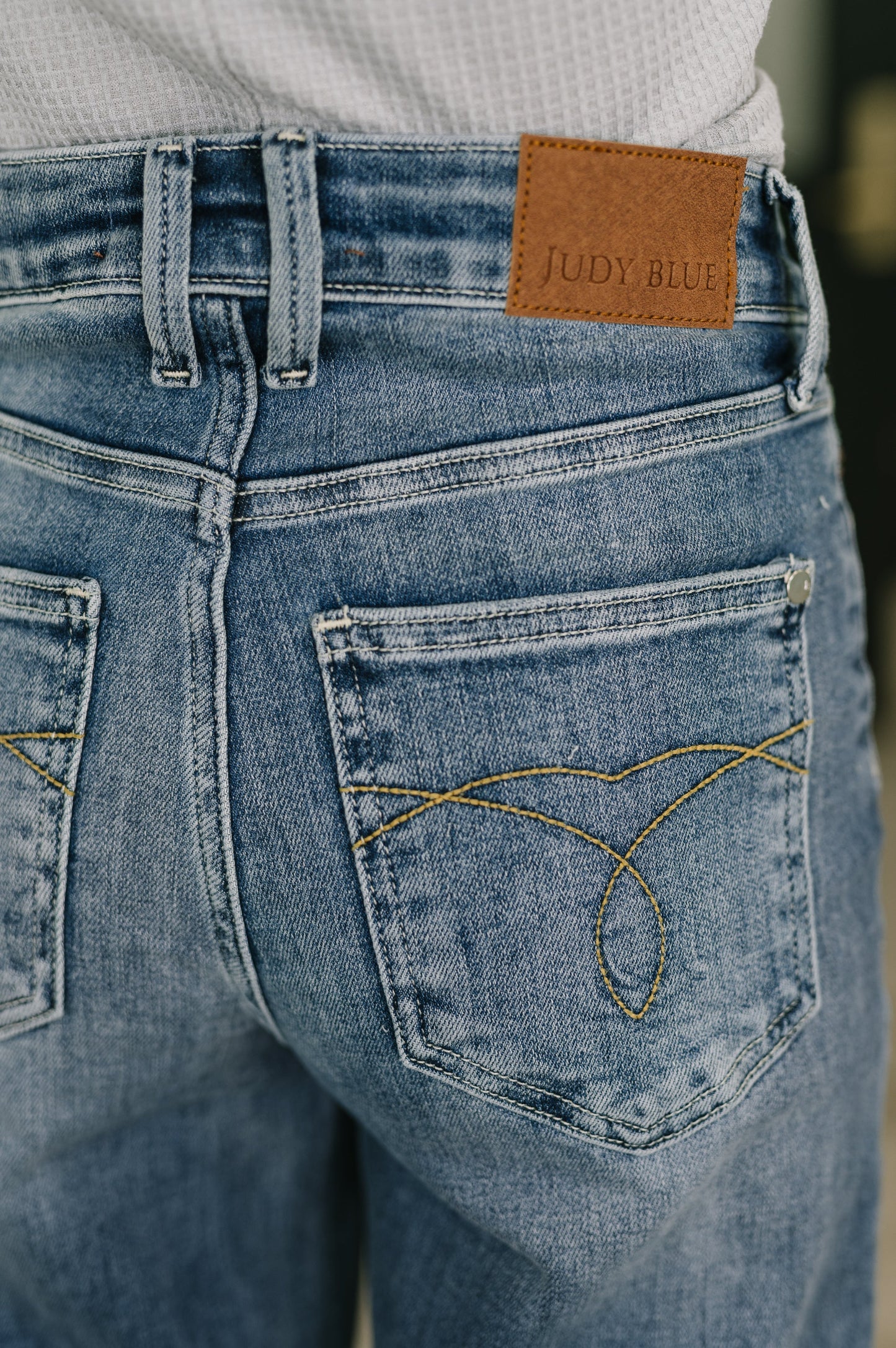 Hazel Blues® |  Holly Mid Rise Straight