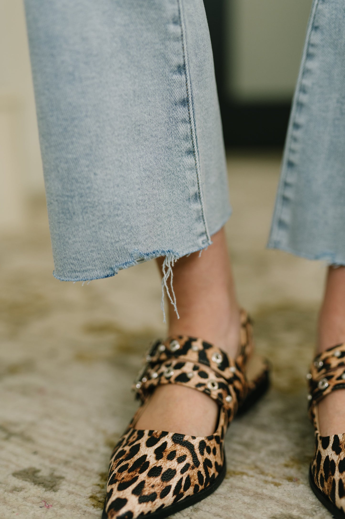 Hazel Blues® |  Martha Mid Rise Kick Flare w Raw Hem