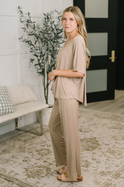Hazel Blues® |  Ol' Reliable Top and Bottom Lounge Set in Cocoa