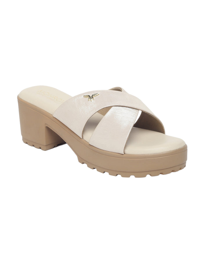 Alazne Beige Platform Heels