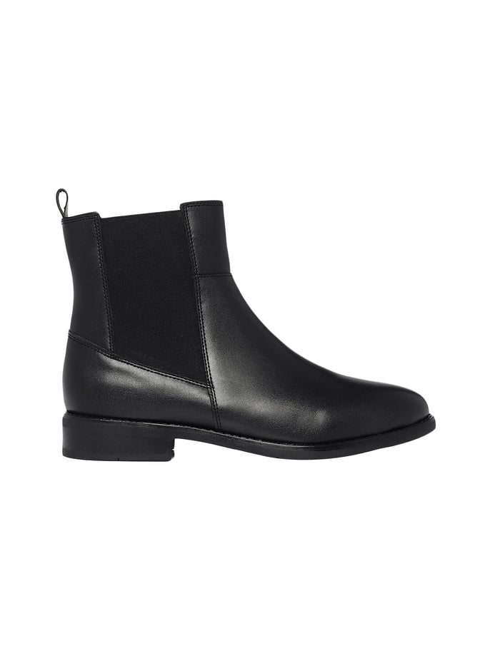 Avery Black Boots