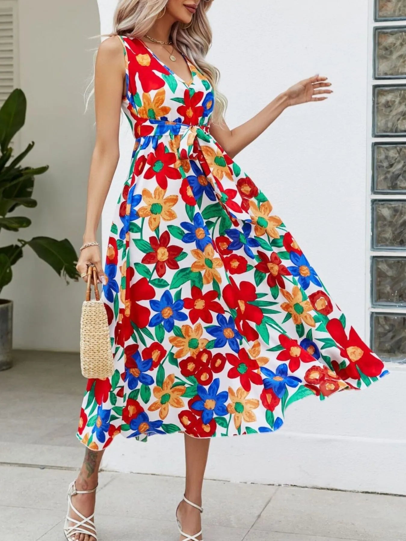 Hazel Blues® | Floral V-Neck Sleeveless Dress