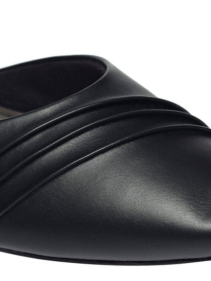 Evara Black Flats