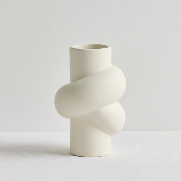 KNOT VASE - HOME DECORATION - 01