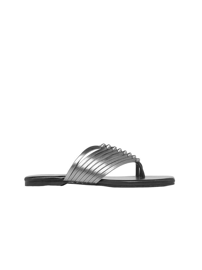 Marina Black Flat