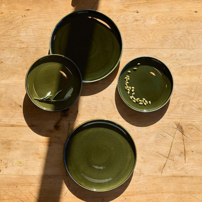 Green dinner and side plates