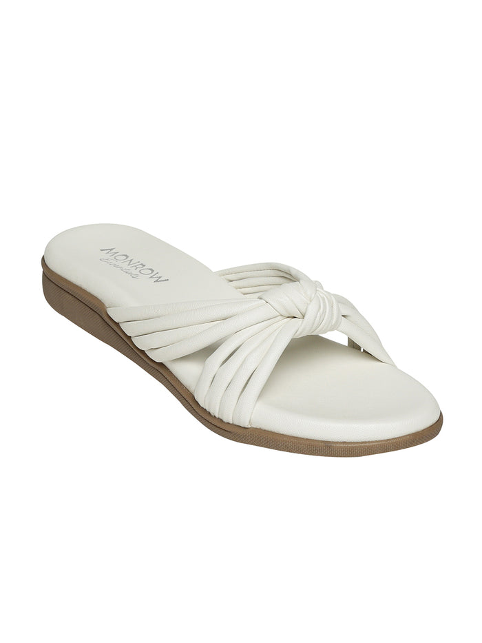 Olyra White Flats
