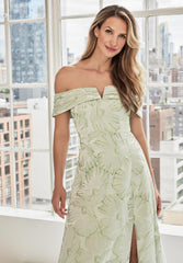 MGNY Madeline Gardner New York 73103 Long Formal Beaded Evening Dress