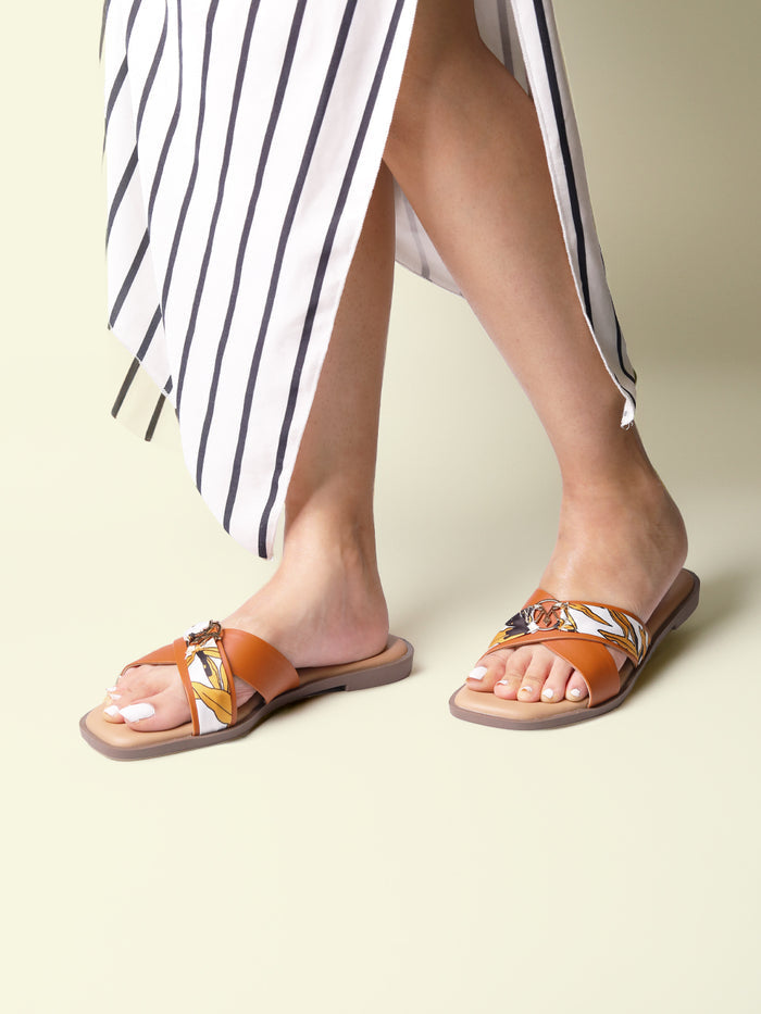 Zoria Tan Flats